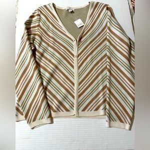 Cardigan button front sweater size XL.J/M Sportswear